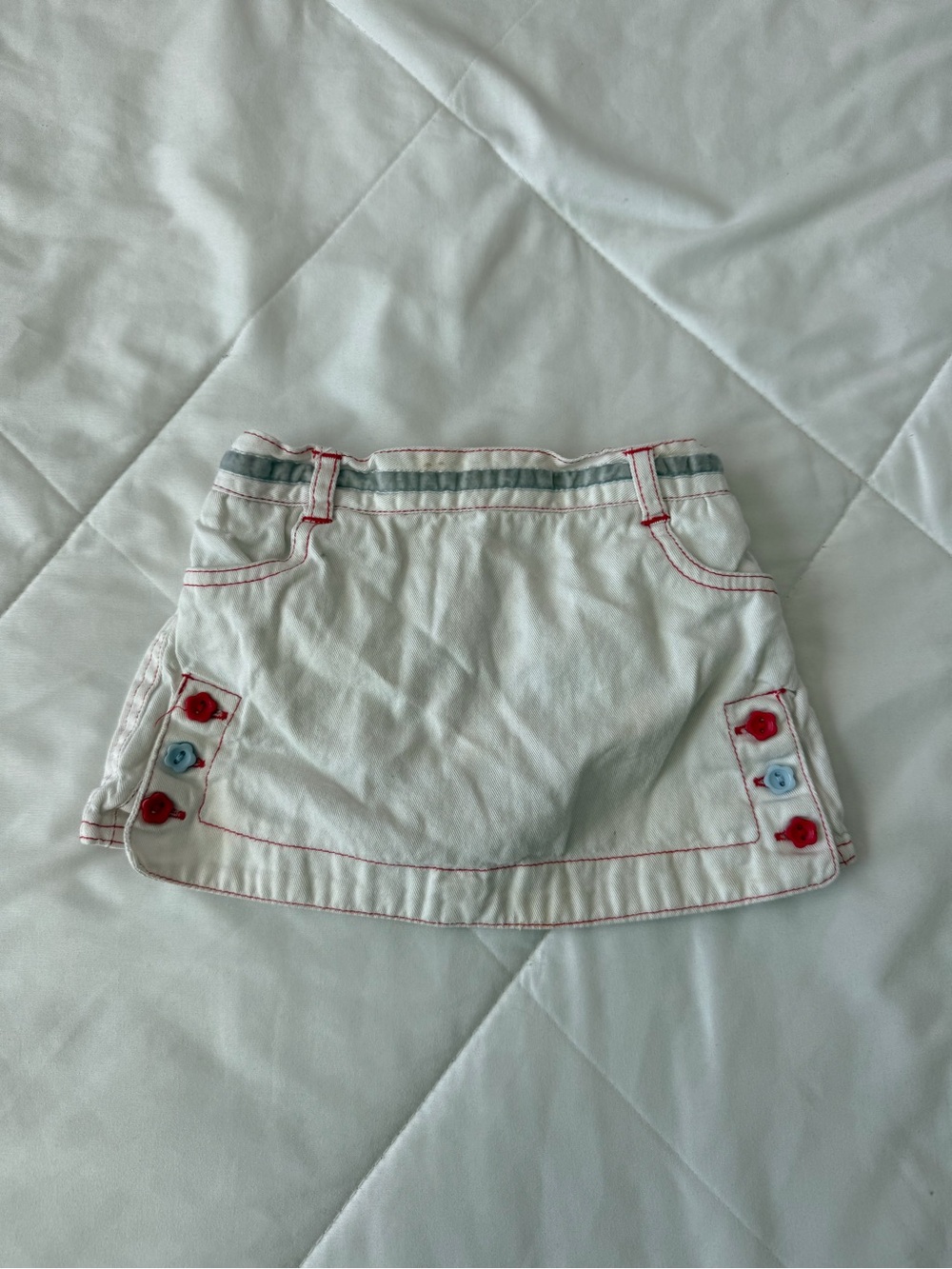 y2k vintage White Girls 100% Cotton Skirt with Red Stitching and Button Details